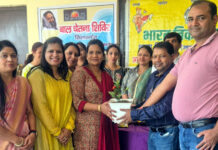 सितारगंज:—भाविप के बाल संस्कार शिविर में बताये योग के फायदे